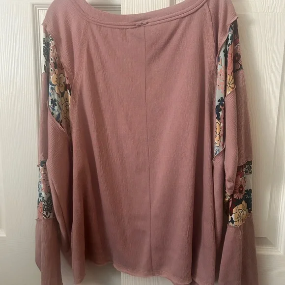 Daytrip Blush Pink Raw Edge Textured Top Lg - Picture 5 of 5